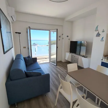 1a Fronte Mare Solemare - *