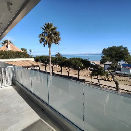 1a Fronte Mare Solemare - Торторето
