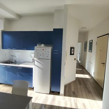 Апартаменты 1a Fronte Mare Solemare - *