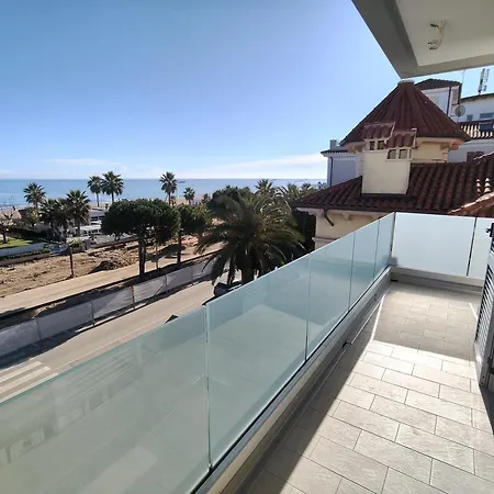 1a Fronte Mare Solemare - Торторето