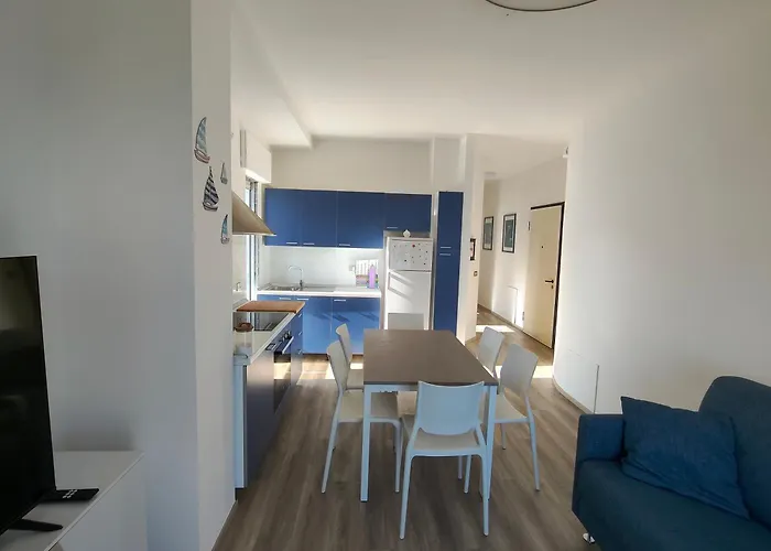 アパート 1a Fronte Mare Solemare -